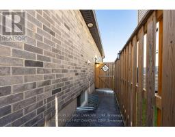 191 GILMOUR DRIVE - 36