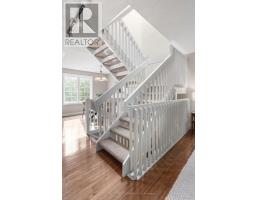 30 - 1399 COMMISSIONERS ROAD W - 21