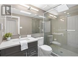 30 - 1399 COMMISSIONERS ROAD W - 28