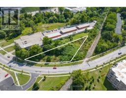 121 THOMPSON ROAD - 3