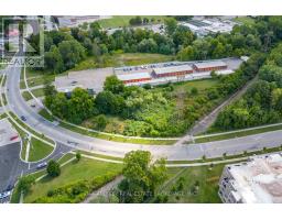 121 THOMPSON ROAD - 8