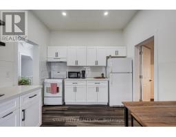 12 WELDON AVENUE - 18