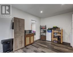 12 WELDON AVENUE - 34