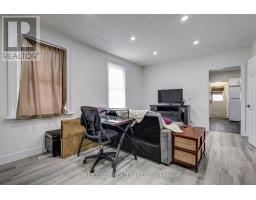 12 WELDON AVENUE - 38