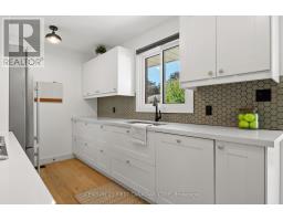 21 MARBENOR CRESCENT - 14