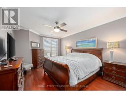 1107 - 250 PALL MALL STREET - 13