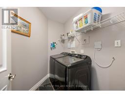 1107 - 250 PALL MALL STREET - 17