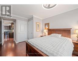 1107 - 250 PALL MALL STREET - 18