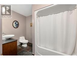 1107 - 250 PALL MALL STREET - 20