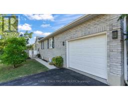 4 SCHREYER DRIVE - 2