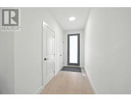 28 - 1870 ALDERSBROOK GATE - 4