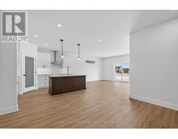 37 AYRSHIRE AVENUE - 10