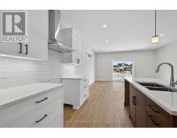 37 AYRSHIRE AVENUE - 19