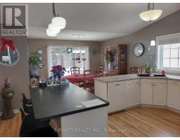 371 SHANNON BOULEVARD - 7