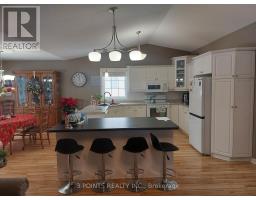 371 SHANNON BOULEVARD - 8