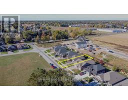 14 ELWOOD STREET - 33