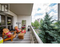 803 - 330 RIDOUT STREET N - 10