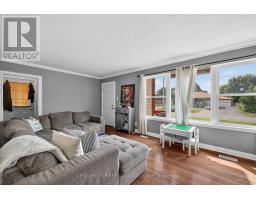 204 BURNSIDE DRIVE - 3