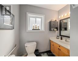 10 DANIELLE CRESCENT - 22