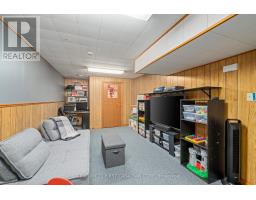 10 DANIELLE CRESCENT - 23