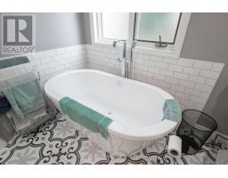 51 QUEEN STREET - 19