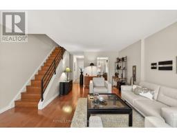 39 - 676 WONDERLAND ROAD S - 11