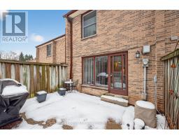 39 - 676 WONDERLAND ROAD S - 32