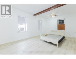 41 MAIN STREET E - 36