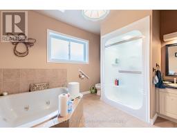 41 MAIN STREET E - 42