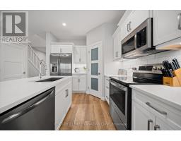 35 - 17 NICHOLSON STREET - 12