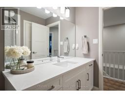 35 - 17 NICHOLSON STREET - 31