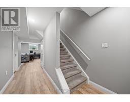 35 - 17 NICHOLSON STREET - 32