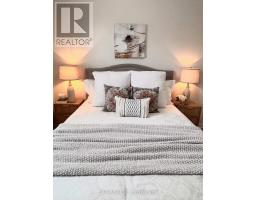 61 LARKSPUR CRESCENT - 16