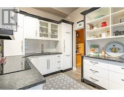 848 DUNDAS STREET E - 16