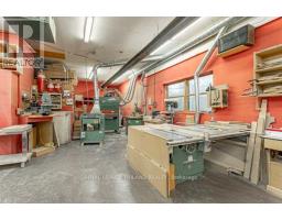 848 DUNDAS STREET E - 23