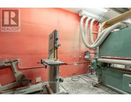 848 DUNDAS STREET E - 25