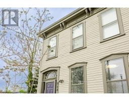 848 DUNDAS STREET E - 3