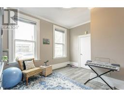 848 DUNDAS STREET E - 5