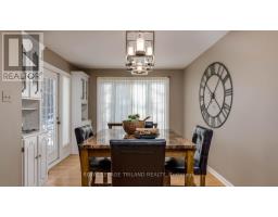 7 BRIARHILL PLACE - 11