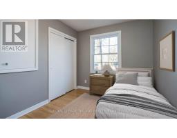 7 BRIARHILL PLACE - 12