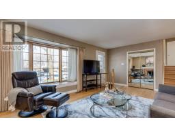 7 BRIARHILL PLACE - 7