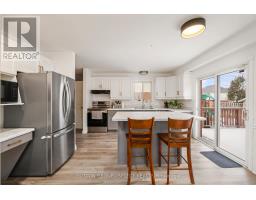 322 LANSDOWNE AVENUE - 11