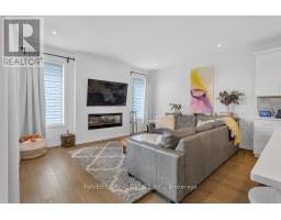 21 CHAMBERLAIN AVENUE - 10