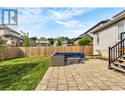 21 CHAMBERLAIN AVENUE - 33