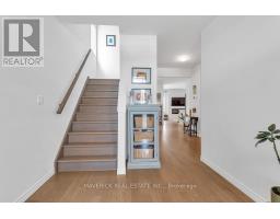 21 CHAMBERLAIN AVENUE - 4