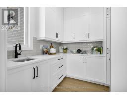 868 EAGLETRACE DRIVE - 21