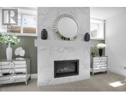 868 EAGLETRACE DRIVE - 38