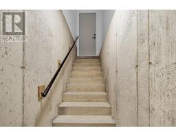 868 EAGLETRACE DRIVE - 48