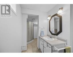 86 CALVERT LANE - 29