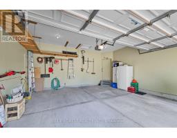 86 CALVERT LANE - 37